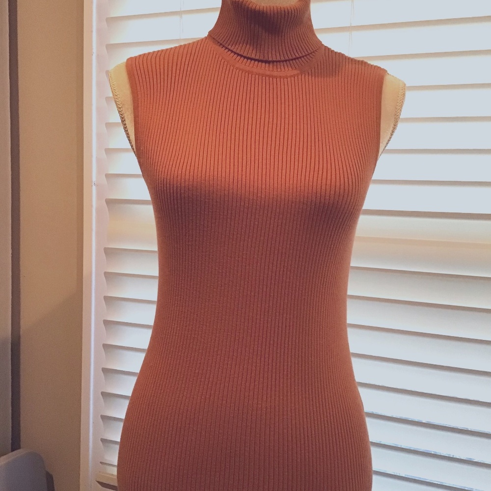Jeanne Pierre Ribbed Knit  Sleeveless Pumpkin/ Rust Turtleneck Sweater Small